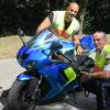 Die Polizisten der relativ neuen Motorradkontrollgruppe des Polizeipräsidiums in Kempten sind Experten, denn sie fahren selbst Motorrad. Entsprechend genau schauten sie auch bei der Großkontrolle in Bad Wörishofen hin. 