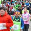 Die Massen setzen sich in Bewegung: 2500 Einzelläufer und viele Staffeln nahmen am Ingolstädter Halbmarathon teil. 