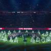 „Stille Nacht“ und Weihnachtsbäume: Nach Spielende wurde es in der Münchner Arena besinnlich. 