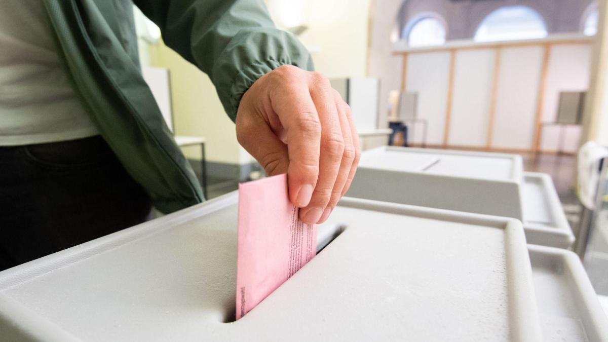 Landtagswahl in Brandenburg 2024 Wann kommen Ergebnis, Hochrechnung