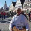 Namensgeber für den Markt in Monheim: die Schärtle. Konditormeister Hanns Wenninger hat das alte Gebäck "wiederentdeckt".
