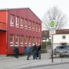 Der Gemeinderat Großaitingen tagte in der Turnhalle der Mittelschule. Dabei ging es auch um die Kosten für die Schülerbeförderung.