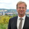 Beim Sommerinterview auf der Terrasse des Parkhotels in Donauwörth: Landtagsabgeordneter Wolfgang Fackler (CSU). Nach der Hälfte seiner ersten Amtszeit stellt er sich den Fragen dieser Zeitung. Dass er 2018 nochmals antreten will, ist für ihn keine Frage.
