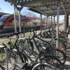 Mustergültig ist nach Ansicht des Allgemeinen Deutschen  Fahrradclubs (ADFC) der Bike+Ride-Parkplatz am Bahnhof in Bobingen.