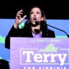 Kamal Harris legt sich für Terry McAuliffe in Virginia ins Zeug. Der Demokrat will sein Amt als Gouverneur verteidigen. 	
