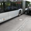 In Haunstetten hat es einen Verkehrsunfall gegeben, in den auch ein Bus involviert war.
