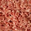Laut einem Test des Norddeutschen Rundfunks (NDR) ist Hackfleisch aus der Frischetheke von nordeutschen Supermärkten regelmäßig mit Salmonellen und Keimen belastet. 