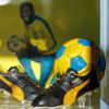 Der Beginn von farbigen Schuhen: Pelé ließ sich für die WM 1970 einen knallgelben Puma-Streifen auf seine Schuhe nähen.