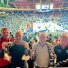 Christian Neidl, OB Gerhard Jauernig, Günter Renz und Stefan John feuerten das deutsche Handball-Team  bei der EM an.