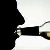 Alkohol diene vielen Männern als «Gefühlsmanager», sagen die Forscher vom Robert-Koch-Institut. Jeder Dritte trinkt in riskantem Ausmaß.