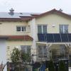 Auf dem Dach des Einfamilienhauses der Sommers in Westendorf wird durch Solarenergie Strom erzeugt. Die Vision des Westendorfers: Den Sromverbrauch der Familie will er wenn möglich autark erzeugen. Noch geht das aber nicht.