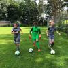 Die drei Fußballerinnen Valentina Schmid (Torhüterin), Paula Speinle (links) und Melanie Thoma aus dem Landkreis Günzburg spielen in der B-Juniorinnen-Bundesliga.