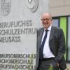 Jürgen Wunderlich, der Leiter des Beruflichen Schulzentrums in Neusäß, geht Ende Juli in Ruhestand. 