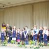 Die Kinder und Betreuerinnen des Kindergartens am Sommerkeller dankten Ehrenvorstand Günter Bernreiter für die Überlassung und Hilfe in ihrem Garten.