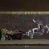 Das Standbild aus einem Banksy-Video zeigt das neue Kunstwerke mit dem Titel "God Bless Birmingham" ("Gott segne Birmingham") in der Vyse Street.