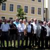 Nach 57 Jahren haben sich erstmals diese Männer getroffen, die in der Realschule Heilig Kreuz in Donauwörth ihren Abschluss machten.