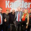 Mitglieder der Satirepartei "Die PARTEI": (von links) Wolfgang Wendland, Shahak Shapira, Serdar Somuncu, Martin Sonneborn, Natascha und Mark Benecke.