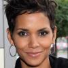 Halle Berry ist hart im Nehmen. dpa