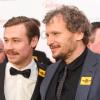 Filmregisseur Marcus Rosenmüller (rechts) ist ein oft und gern gesehener Gast in Augsburg. Zum Start seines Films „Trautmann“ – unser Bild zeigt Rosenmüller mit Hauptdarsteller David Kross beim Deutschen Filmball in München – buhlen jetzt gleich zwei Kinos um den Filmemacher.