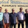 Der neue Vorstand des Rieser Flugsportvereins (von links): Christoph Stumpf (Schriftführer), Rudolf Kattner (Kassier), Bernd Sokolowsky (1. Vorsitzender), Harald Linder (2. Vorsitzender) und Dr. Michael Schwetz (3. Vorsitzender).  	