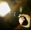Ein Mann und eine Frau haben beim öffentlichen Silvesterfeuerwerk in Weißenhorn mehrere Schüsse aus Schreckschusspistolen abgegeben. 