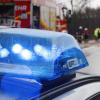 Bei einem Unfall auf der B2 bei Mering ist am Freitagabend ein Motorradfahrer gestorben.