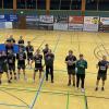 Nach dem 45:24-Kantersieg beim TSV Schwabmünchen II bedankten sich die Handballer des TSV Meitingen bei ihren mitgereisten Fans.