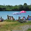 Das Foto am Seglersee bei Weisingen. Nicht nur Jugendliche genossen dort das tolle Wetter. 	