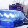 Ein 76-Jähriger ist bei Laub während der Autofahrt gestorben, berichtet die Nördlinger Polizei.