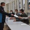 Am Sonntag konnten die Bürger und Bürgerinnen aus der Gemeinde Buttenwiesen in sechs Wahllokalen ihre Stimme abgeben, wie hier in der Ulrich-von-Thürheim Grundschule.  	