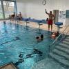 Das Hallenbad in Mindelheim beendet die Badesaison vorzeitig. Das Bild stammt von der Rettungsschwimmerausbildung dieser Tage. 