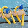 Experten kritiseren, dass immer weniger Kinder in Bayern sicher schwimmen können. Dafür sei unter anderem die zu geringe Zahl an Schwimmbädern verantwortlich. 