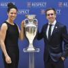 Findet die EM 2024 in Deutschland statt? Die UEFA-Entscheidung fällt am 27. September. Als Botschafter für die EM 2024 wirbt Weltmeister-Kapitän Philipp Lahm zusammen mit Ex-Nationalspielerin Célia Šašić.