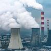 Rauch und Wasserdampf steigen aus einem polnischen Kohlekraftwerk auf. Laut Energieagentur gefährdet der Energiebedarf der Welt globale Nachhaltigkeitsziele.