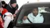 Breno vom FC Bayern München sitzt am Donnerstag (23.02.2012) beim Verlassen des Trainingsgeländes in München in einem Auto. Breno hat auf dem langen Weg zu seinem Comeback in der Fußball-Bundesliga einen weiteren Rückschlag erlitten und muss nach einem weiteren Eingriff am rechten Knie wieder eine Zwangspause einlegen. 