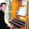 Die Orgel fasziniert Michael Lachenmayr. Jetzt studiert der Kicklinger Katholische Kirchenmusik an der Hochschule für Musik und Theater in München. Foto: Brugger