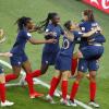Frankreichs Fußball-Frauen feiern den gelungenen WM-Auftakt gegen Südkorea.