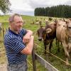 Siegfried Villing ist Ortsobmann in Bad Grönenbach. Die Stimmung unter den Bauern ist am Boden, sagt er.
