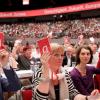 Die Delegierten bei einer Abstimmung in Dortmund beim SPD-Sonderparteitag.