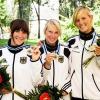 Das deutsche Frauen-Team mit Jacqueline Horn, Claudia Bär und Jasmin Schornberg (v.l.) gewinnt Bronze bei der Kanu-Slalom-WM 2009.