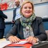 Eva Högl (SPD) hat beste Chancen ihren Parteikollegen Hans-Peter Bartels zu beerben. 