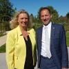 Im Rahmen ihres Besuchs zur Landesgartenschau in Wassertrüdingen hatte sich Bayerns Bauministerin Kerstin Schreyer vor Ort zusammen mit Bürgermeister Stefan Ultsch über die zu reaktivierende Strecke informiert.  	