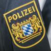 Die Polizei musste in Bopfingen einen Rettungswagen rufen, als ein Mann, den sie zuvor festgenommen hatten, sich selbst eine Kopfwunde beibrachte. 