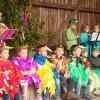 Der Kindergarten in Laugna feierte mit einer „Reise durch den Frühling“ ein buntes Fest.  
