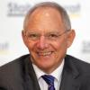 Bundesfinanzminister Wolfgang Schäuble beliebt zu scherzen. Foto: Tim Brakemeier dpa