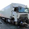 Insgesamt drei Lastwagen waren an dem Unfall am Montagnachmittag auf der A7 beteiligt.