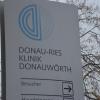 Die Ermittlungen im Hepatitis-Skandal an der Donau-Ries-Klinik in Donauwörth dauern an.
