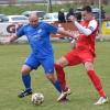 Altisheim (mit Johannes Förg, rechts) spielte gegen Reimlingen lange in Unterzahl, ein Tor blieb dem Team jedoch verwehrt. 