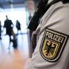 ie Bundespolizei berichtet von einer sexuellen Belästigung, die sich auf der Zugfahrt von Augsburg nach Bobingen zugetragen hat.