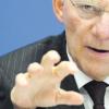 Finanzminister Wolfgang Schäuble: Noch gönnt sich der Bund trotz anhaltenden Wirtschaftsaufschwungs auch in diesem Jahr voraussichtlich knapp 35 Milliarden Euro neue Schulden. Erst 2016 will der Bund auf zusätzliche Kreditbelastungen verzichten. 
